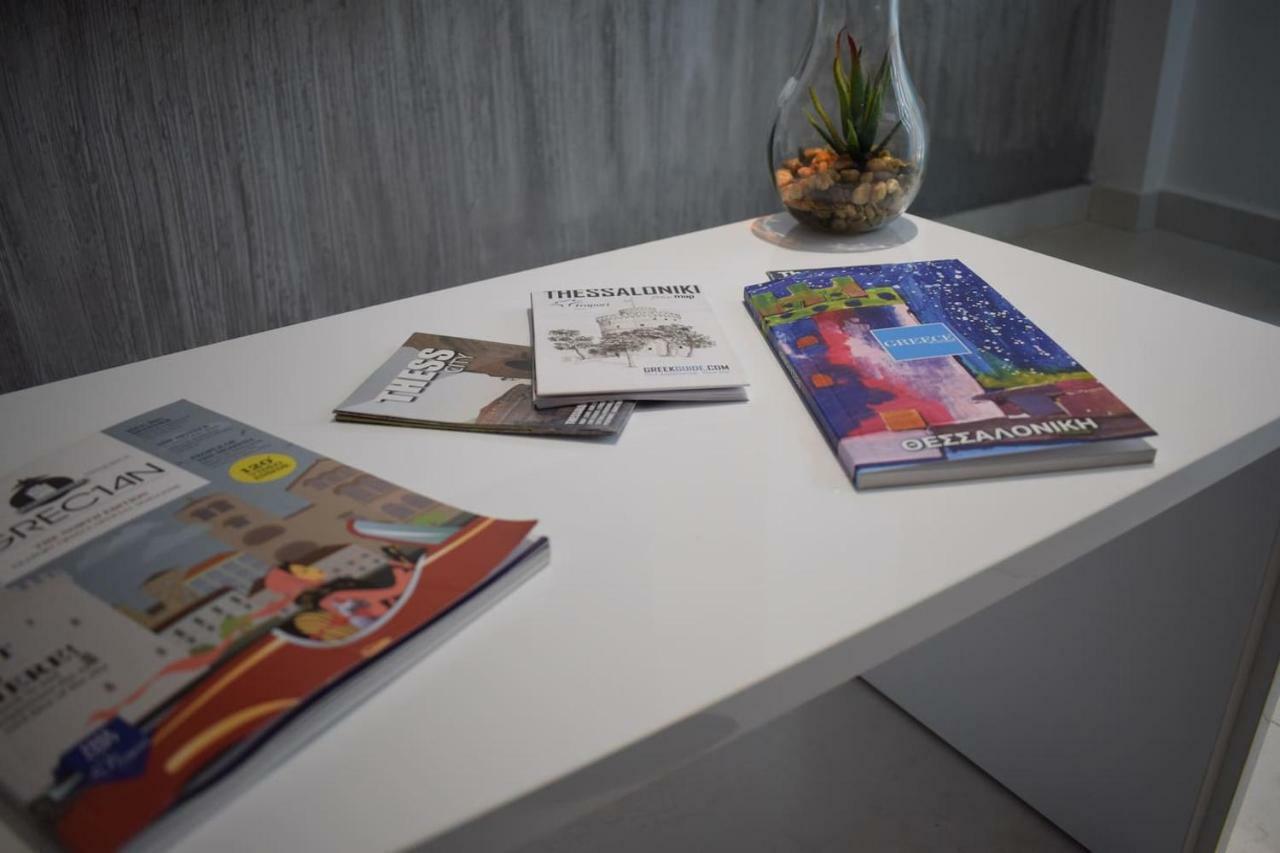 Central Luxury Apartment In テッサロニキ エクステリア 写真