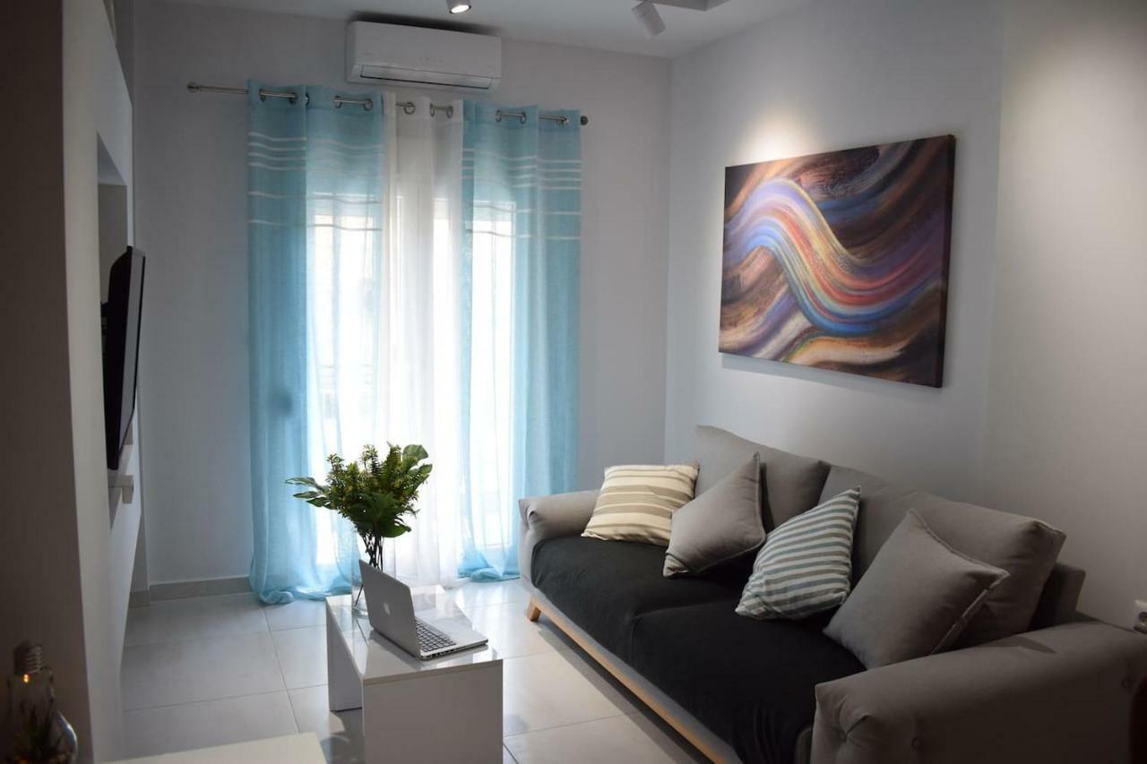 Central Luxury Apartment In テッサロニキ エクステリア 写真