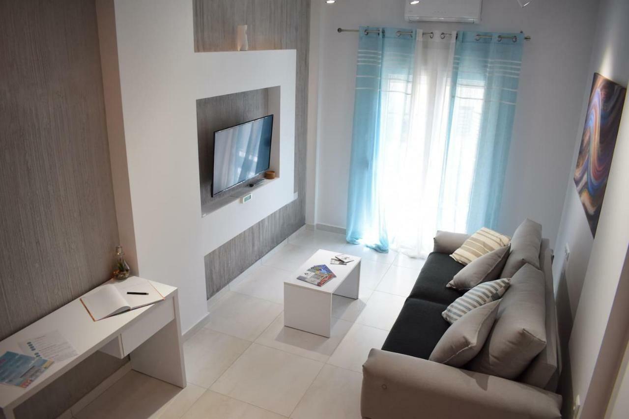 Central Luxury Apartment In テッサロニキ エクステリア 写真
